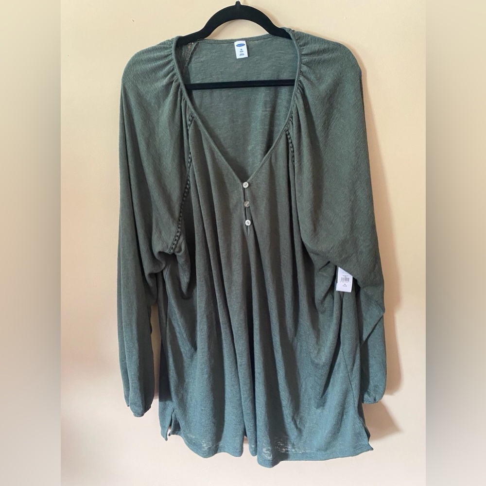 Old Navy V-Neck Top